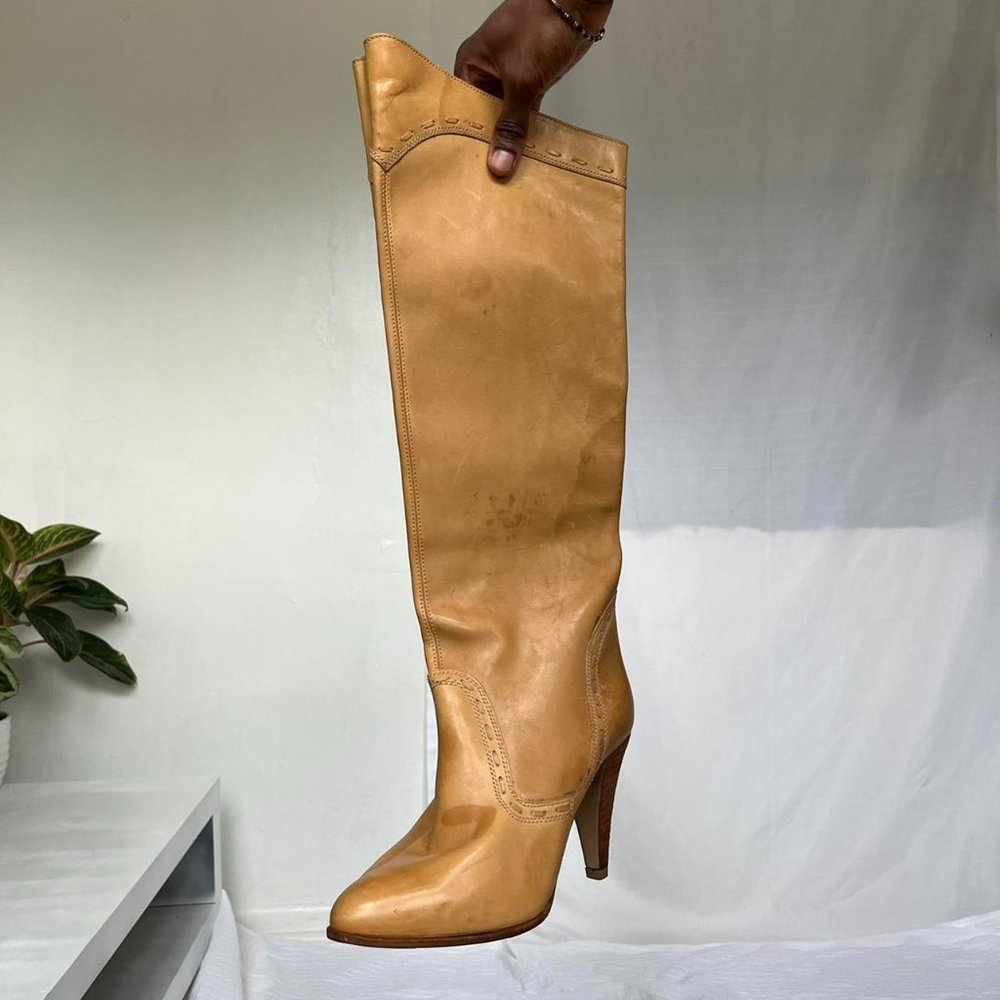 Vintage knee high round pointed toe cowboy boots in beige with side zipper